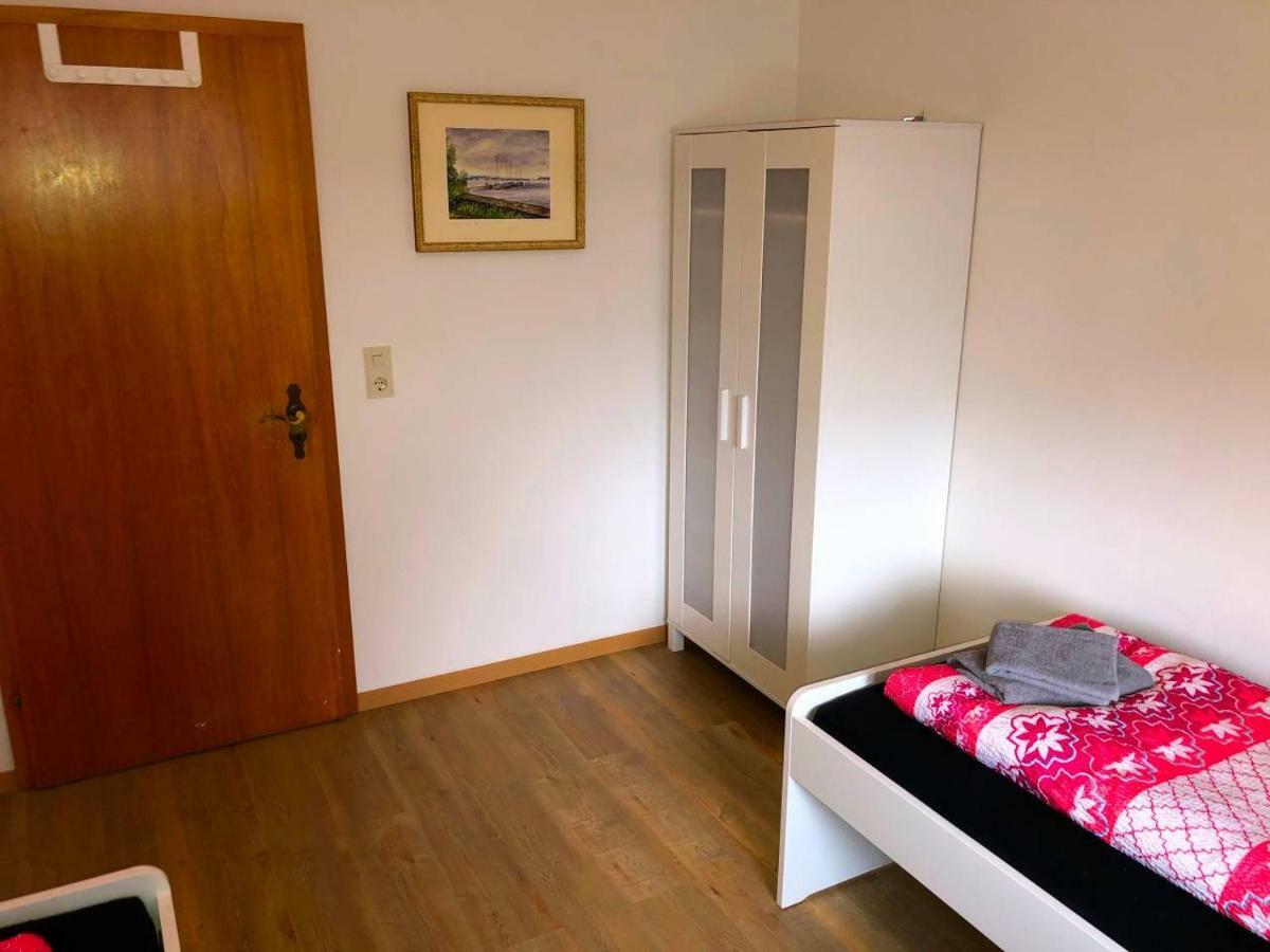 Ferienwohnungen / Ferienhaus Adelsried エクステリア 写真